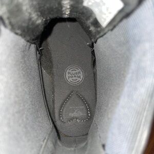 Rocketdog slip on boots